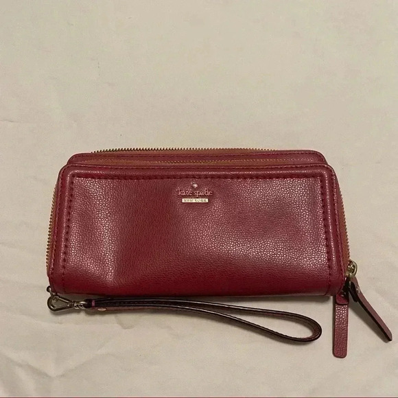 Kate Spade Wallet With Wristlet - Picture 2 of 8